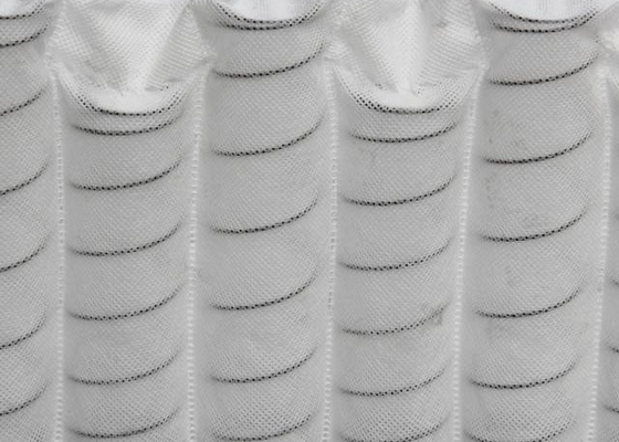acheter Résistant à la poussière et à l'eau 100% PP polypropylène non tissé pour sacs à ressorts online manufacture