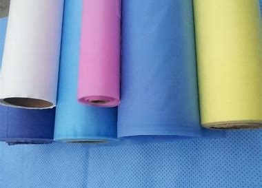 acheter Textile tissé imperméable pp Spunbond de film d'ANIMAL FAMILIER non biodégradable pour la nappe online manufacture