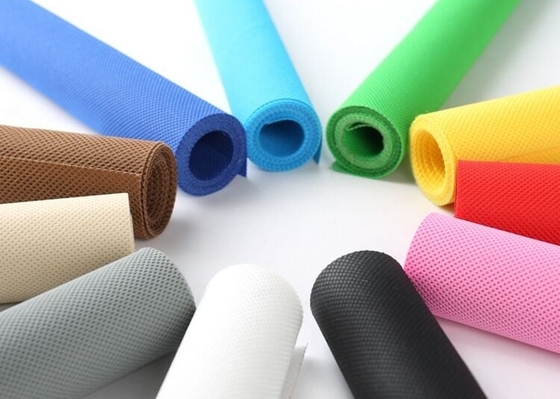 acheter Larme résistante à l'usure des rideaux 1.6M PP Spunbond Nonwoven Fabric résistante online manufacture